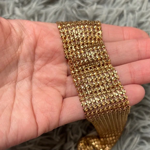 NWOT Thick Gold Choker - Picture 10 of 14